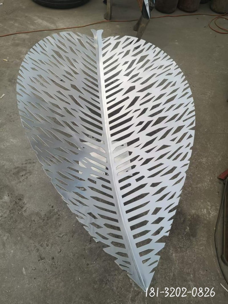 不锈钢镂空树叶雕塑 (7)