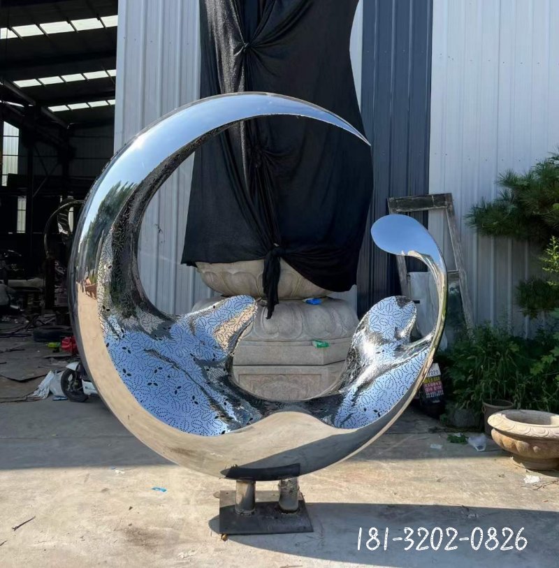 不锈钢抽象镂空圆环雕塑