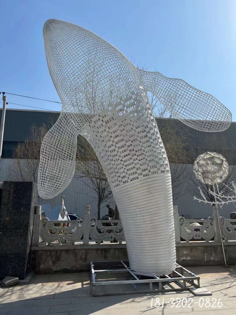 不锈钢镂空鲸鱼雕塑 (3)