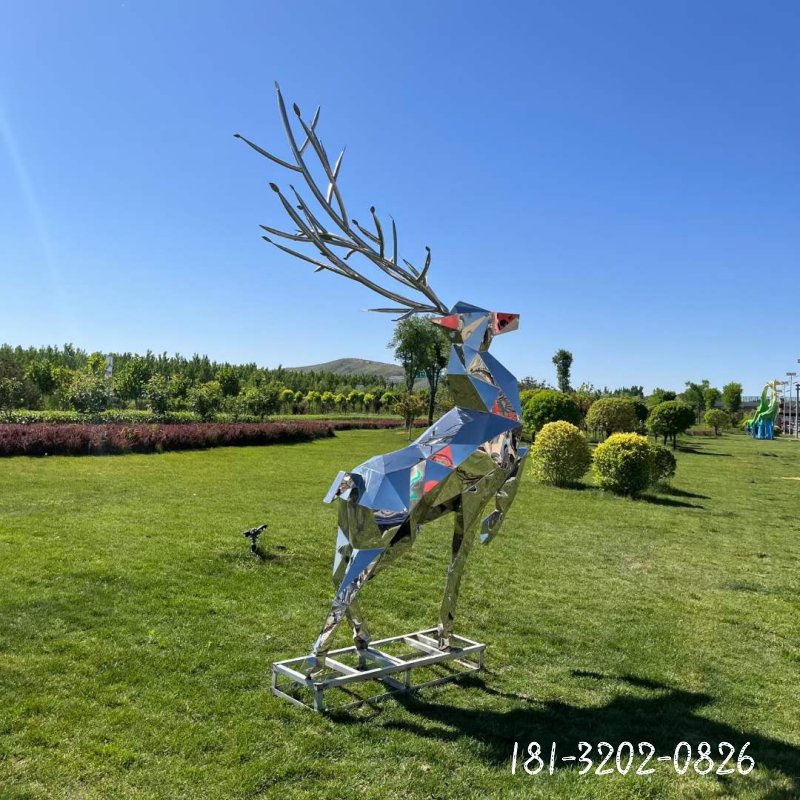 景观草坪不锈钢切面抽象鹿雕塑