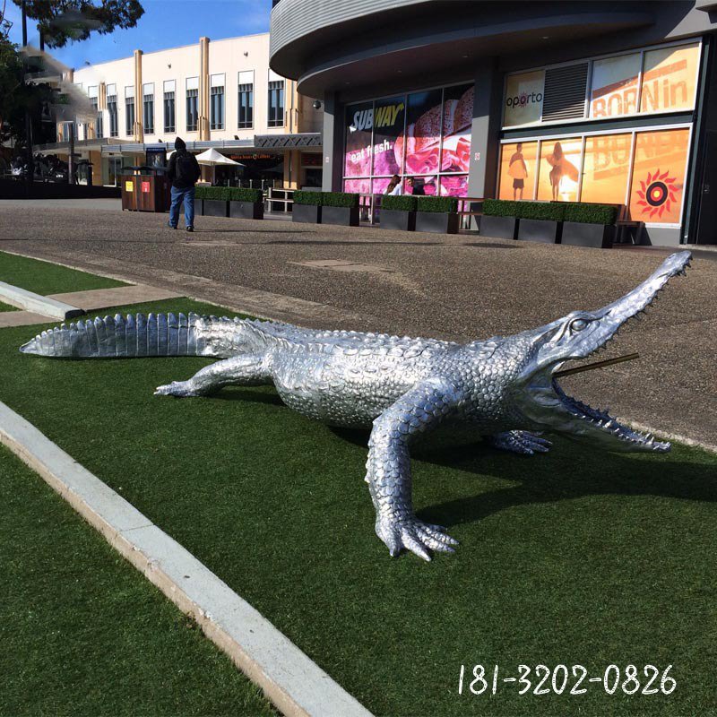 不锈钢鳄鱼公园不锈钢动物雕塑