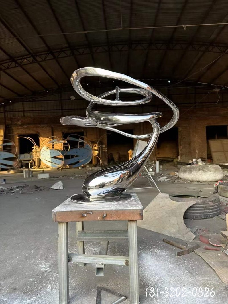 公园镜面不锈钢抽象螺旋雕塑 (2)