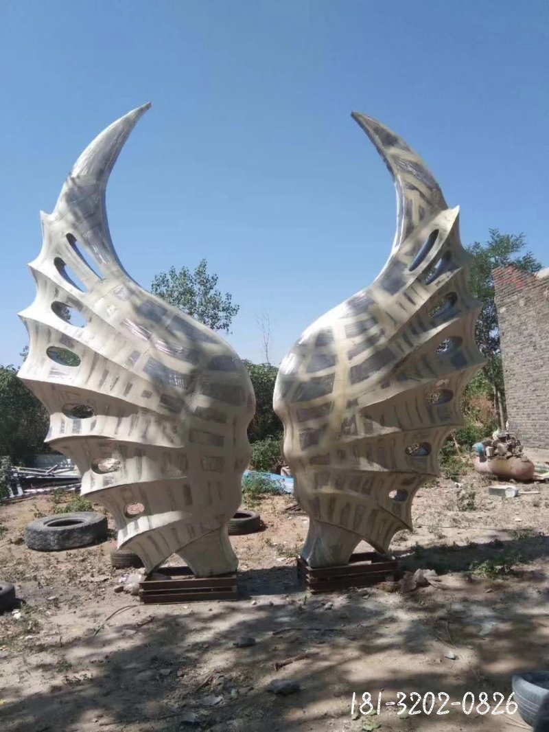 不锈钢镂空翅膀雕塑 (4)
