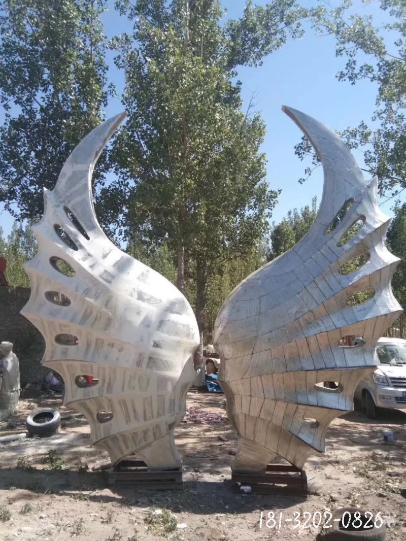 不锈钢镂空翅膀雕塑 (3)