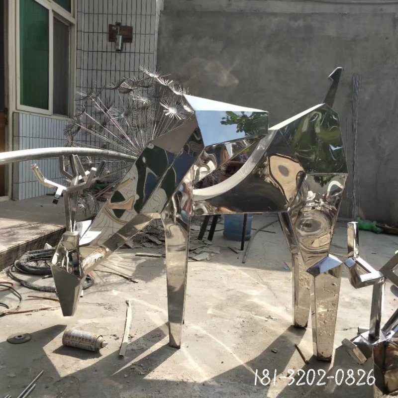 不锈钢抽象几何鹿雕塑 (14)