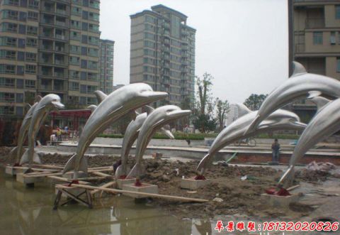 小区海豚造型