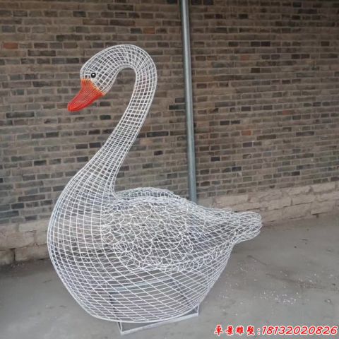镂空天鹅摆件