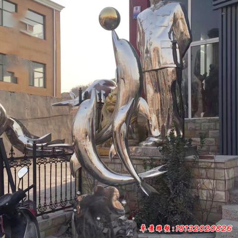 游乐场镜面海豚景观