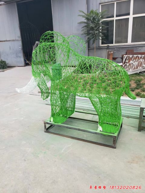 镂空大象动物