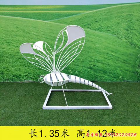 镂空动物蜻蜓