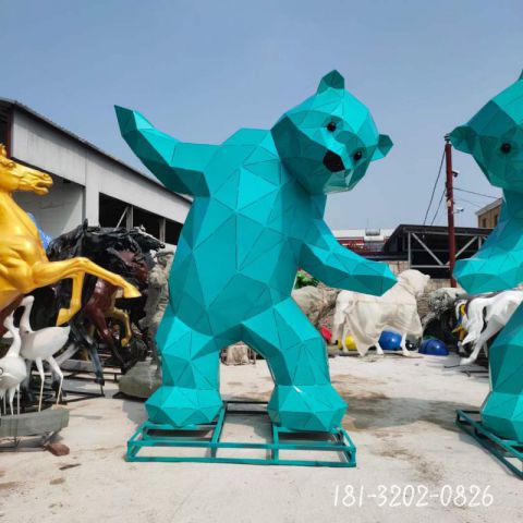 城市广场动物熊