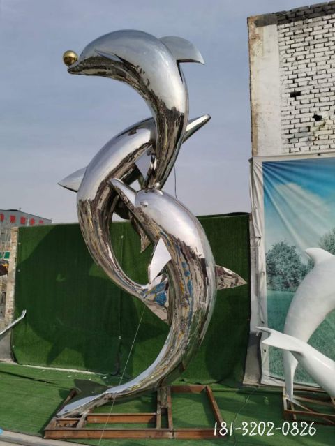 广场动物海豚